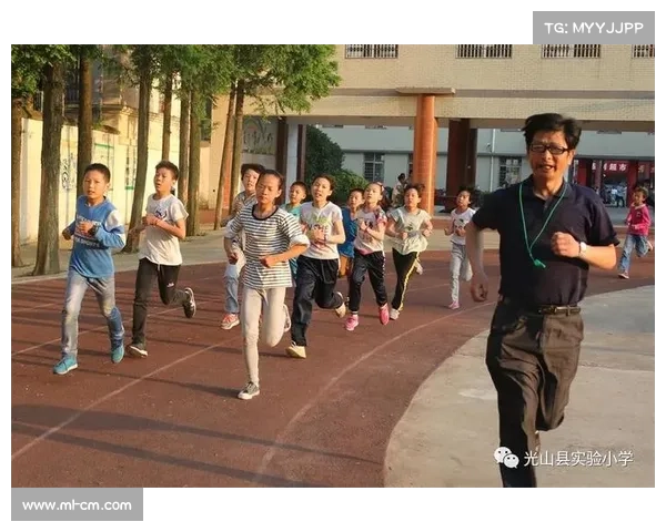 拳击运动助力儿童身心成长与快乐体验的双重收获 拳击运动助力儿童身心成长与快乐体验的双重收获